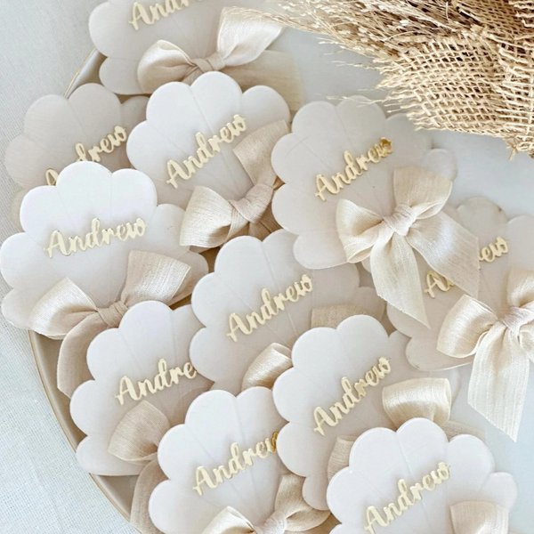 (Set of 5pcs)Personalized Name Shell Magnet Name Plate with Ribbon, Acrylic Elegant Party Favors, Gift for Her/Bridesmaids/Friends