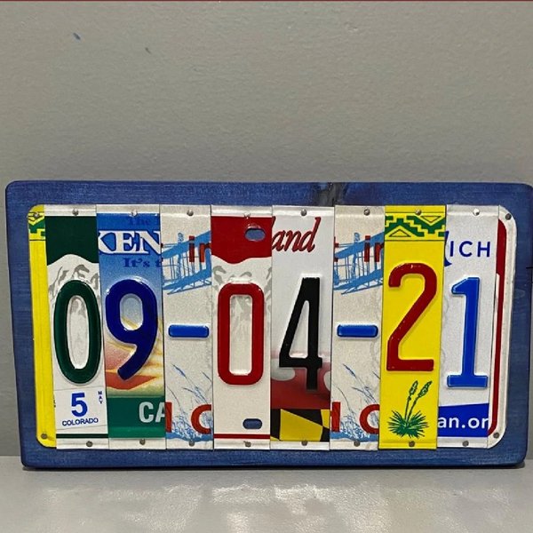 Personalized License Plate Sign, Custom Anniversary Date, Wedding Date or Date of Birth, Anniversary & Wedding Gift for Husband/Wife