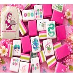 Ensemble Mahjong américain personnalisé en acrylique rose avec nom, tuiles de rassemblement durables et décontractées, cadeau pour la famille/les amis