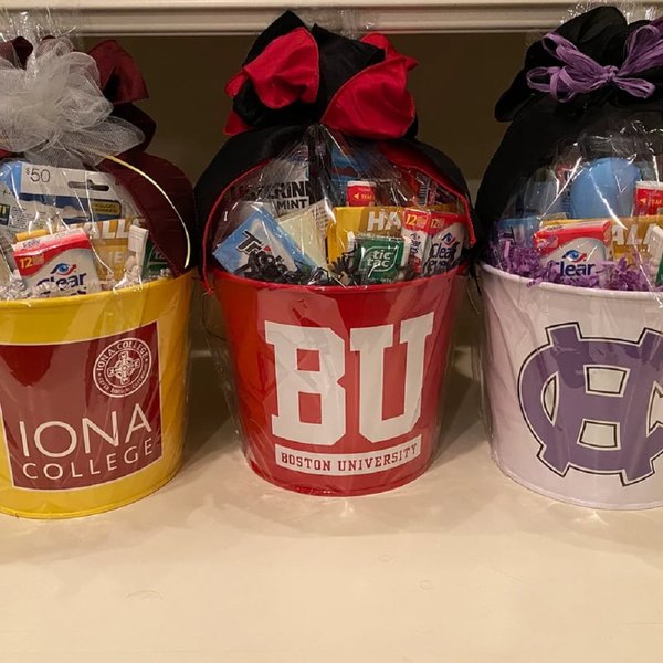 Panier cadeau personnalisé avec logo, cadeau de fin d'études secondaires, cadeau de fin d'études pour les diplômés de la classe 2026.