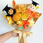 Personalized Crochet Graduation Bouquet with Handmade Doll & Cap, Proud Parent Gift for Daughter, Graduation Day Gift for Her/Grad