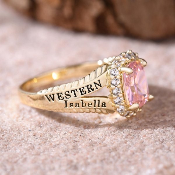 Bague de classe personnalisée avec nom et pierre de naissance, bijoux de fin d'études pour femmes, souvenir de la confrérie, cadeau de fin d'études pour les filles.