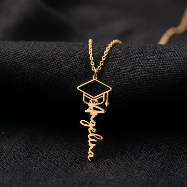 Personalized Grad Cap Necklace, Custom Graduate Cap Pendant, Classic Graduation Jewelry, Gift for Her/Girlfriend/Female Graduates