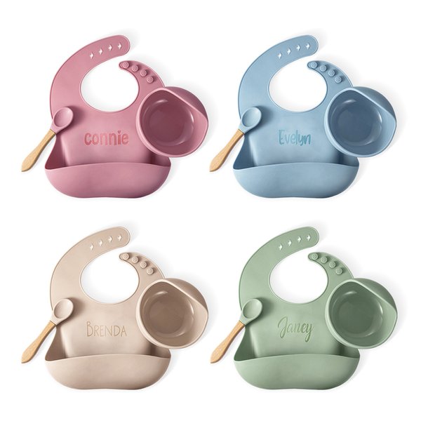 Personalisiertes graviertes Silikonfütterungsset, Saugnapf, Teller & Löffel, praktisches Baby Led Weaning Geschenk für neue Eltern